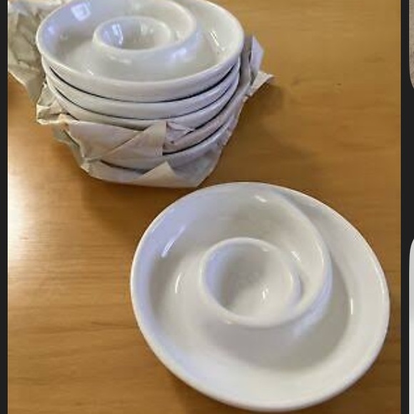 Pottery Barn swirl appetizer plates (4) - Picture 1 of 5